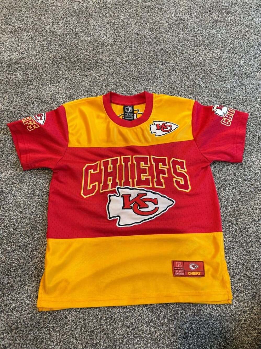 Kansas City Chiefs NFL Youth Jersey, Red and Yellow